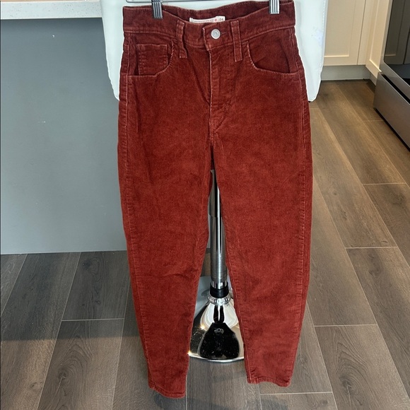 Levi’s High-Waisted Rust Corduroy Mom Jeans Tapered Leg Size 24 - Picture 6 of 15
